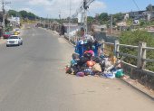 Varias calles de la ciudad de Manta se observan con acumulación de basura