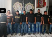 Seis miembros de Los Choneros fueron detenidos tras robo vehicular en la vía Alóag–Santo Domingo.