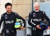 Sergio Pérez (i) y su compañero de equipo en Cadillac, Valtteri Bottas.