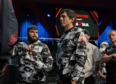Adrián Luna debutó en UFC con una derrota ante Davey Grant en Las Vegas.