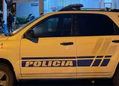 Un vehículo similar a un patrullero fue utilizado por los atacantes para simular un operativo policial en Puerto Bolívar.