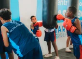 La Prefectura inauguró una escuela de boxeo en el Guasmo, sur de Guayaquil.