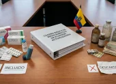 Un proceso, por el que se analizan los pedidos de inclusión y exclusión de medicamentos, conlleva la actualización del Cuadro Básico.