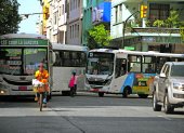 Guayaquil analiza subir pasaje.