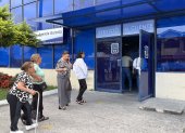 La atención en agencias de CNEL quedó parcialmente paralizada tras la intervención policial, obligando a que los reclamos se reciban sin acceso a sistemas informáticos.