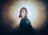 Renata Nieto atendió a EXPRESIONES desde España, donde se encuentra afinando los detalles de su nuevo EP y los shows que dará en ese país.