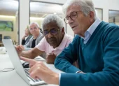 El sistema del Instituto Ecuatoriano de Seguridad Social permite distintas combinaciones de edad y aportes para acceder a la jubilación en 2026.