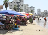 Los turistas disfritaron de las playas de la provincia de Santa Elena.