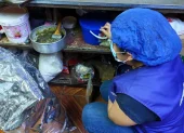 En la panadería se evidenciaron rastros de roedores y acumulación de grasa y humedad.