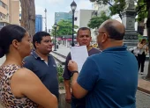 Familiares reclaman transparencia en los tratamientos para niños con atrofia muscular.