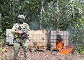 Ejército ejecuta tres operativos en Tena, Napo, para frenar minería ilegal en zonas selváticas.