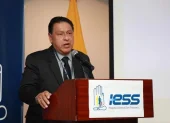 Siete ministros de Salud en los dos años y medio de la administración Noboa y el fracaso del peligroso encargo a la vicepresidenta de la República no han podido superar los problemas en hospitales y centros de salud.