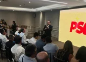 Alfredo Serrano, presidente del Partido Social Cristiano, presentó el nuevo logo de la organización política.