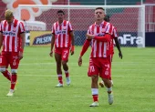 Técnico Universitario enfrenta a Delfín en un duelo clave por la permanencia en LigaPro.