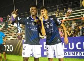 Pacho (i) e Hincapié como compañeros en Independiente del Valle cuando ganaron la Libertadores Sub-20.
