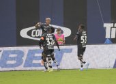 Los jugadores de Independiente del Valle festejan el tanto de Emerson Pata, que valió la victoria sobre Barcelona.