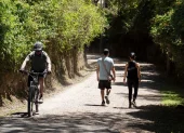 La ruta ecológica atraviesa las parroquias de Cumbayá, Tumbaco, Puembo y llega hasta El Quinche. Cada vez más usuarios la visitan.