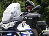 Escuadrones de carreteras operan en Ecuador para frenar robos en vías tras denuncias de transportistas.