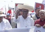 El candidato de izquierda a la Presidencia de Perú Roberto Sánchez disputará la segunda vuelta de las elecciones de Perú frente a la derechista Keiko Fujimori.