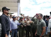 John Reimberg alertó falta de presencia militar en la frontera colombiana durante visita a Sucumbíos.
