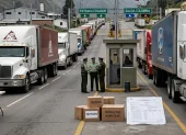 La persistencia de aranceles y la denominada "tasa de seguridad" generan cuellos de botella en la frontera colombo-ecuatoriana