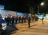 La Policía Nacional ejecuta operativos en las diferentes provincias en las que está vigente la disposición.