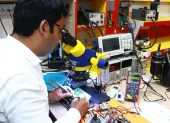 Los países modernos necesitan múltiples niveles de formación funcionando al mismo tiempo: universidades, tecnológicos, educación dual, formación industrial y especialización práctica.