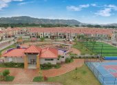 Prozonas fue reconocida por la Cámara de la Construcción por su trayectoria y permanencia dentro del sector inmobiliario ecuatoriano.