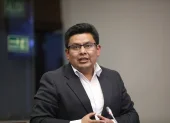 Luis Fernando Molina envía oficio a la ARCH por restricciones en despacho de combustible.