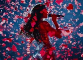Dua Lipa en la última noche del Radical Optimist Tour