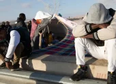 La propuesta establece que instituciones de salud y educación, públicas y privadas, estarán obligadas a entregar datos de migrantes irregulares.