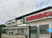 Hospital Teodoro Maldonado Carbo, en Guayaquil, donde se investigan afectaciones en la cadena de frío de medicamentos especializados.