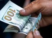 El riesgo país de Ecuador lleaga a los 400 puntos.