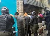 Ecuador reporta 3.422 detenidos desde 3 mayo por controlar crimen durante toque de queda nacional.