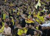 La hinchada de Barcelona y su esperanza que los amarillos ganen en Chile.