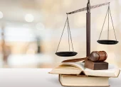 La actuación de la Fiscalía en el caso Progen ha despertado cuestionamientos públicos.