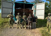 El Ejército destruyó excavadoras y campamentos mineros en Napo y Morona Santiago.