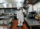 El local pasa por un proceso de limpieza profunda tras la clausura de Arcsa.