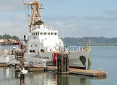 La embarcación USCGC Orcas cambió de nombre a Isla Puná, después de que Estados Unidos donó la nave para la lucha contra actividades delictivas en el Pacífico.