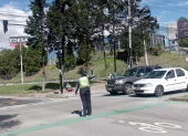 En varios sectores del sur de Quito los semáforos estaban apagados por el corte de luz.