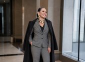 Accesorios con identidad combinadas con sastrería marcarían su diferenciador al vestir.