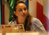 Gabriela Rivadeneira presentó la solicitud al juez del TCE para pedir que la Asamblea desclasifique la información sobre el caso Caja Chica.