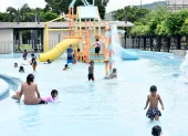 Los parques acuáticos y lagunas artificiales están habilitadas.
