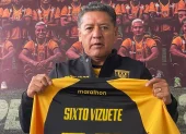 Sixto Vizuete vive un gran momento en Bolivia tras poner líder a The Strongest en el campeonato nacional.