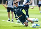 Piero Hincapié se apunta como titular en el último partido de Arsenal en la Premier League.