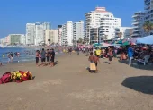 Los balnearios de la provincia de Santa Elena recibieron gran cantidad de bañistas en el feriado por la Batalla del Pichincha
