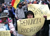 Una manifestante durante una protesta contra el presidente Rodrigo Paz en La Paz, el 25 de mayo de 2026.