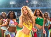 Shakira en el video de Dai, Dai.