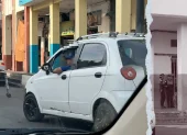 En el video cuestionaron a agentes de Segura EP por no ayudar a peatón con discapacidad.