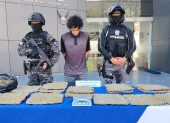Tras una persecución, alias "Golazo", fue capturado en una vivienda en Carcelén, en el norte de Quito.